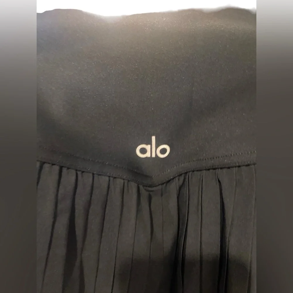 ALO Yoga Black Pleated Athletic Skirt